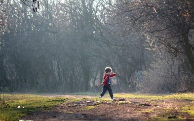 Cum îl ajuți pe copil să devină independent